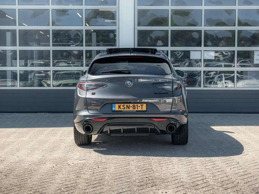 Alfa Romeo Stelvio 2.0 Turbo 280pk AWD Veloce uit 2024, foto 10