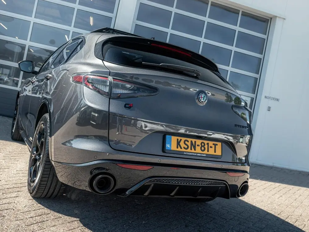 Alfa Romeo Stelvio 2.0 Turbo 280pk AWD Veloce uit 2024, foto 12