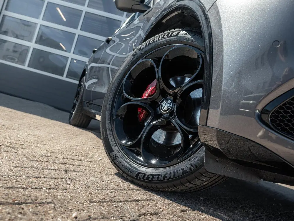 Alfa Romeo Stelvio 2.0 Turbo 280pk AWD Veloce uit 2024, foto 5