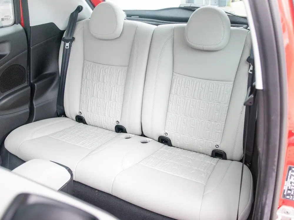 Fiat 500e 3+1 La Prima 42 kWh uit 2024, foto 12