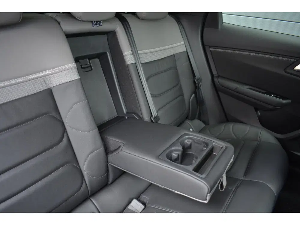 Citroën C5 X 130pk Automaat Business Plus uit 2022, foto 12