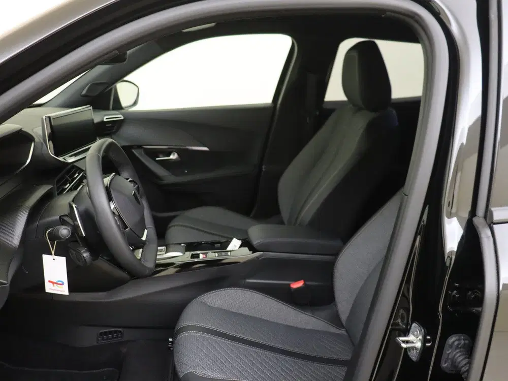 Peugeot 2008 1.2 Hybrid 145 Allure I AUTOMAAT I NAVIGAT uit 2025, foto 10
