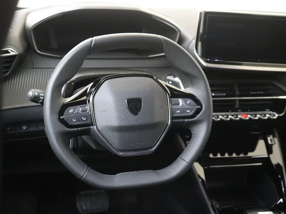 Peugeot 2008 1.2 Hybrid 145 Allure I AUTOMAAT I NAVIGAT uit 2025, foto 6
