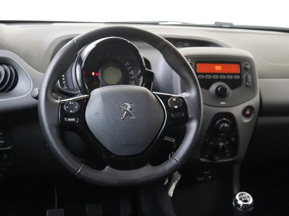 Peugeot 108 1.0 e-VTi Active uit 2021, foto 6