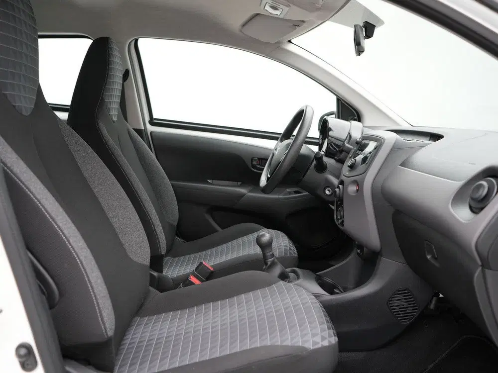 Peugeot 108 1.0 e-VTi Active uit 2021, foto 16