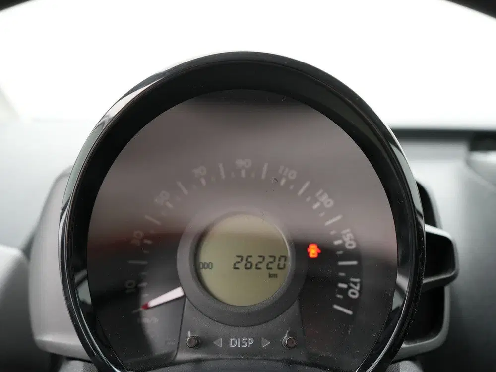 Peugeot 108 1.0 e-VTi Active uit 2021, foto 7