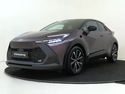 Toyota C-Hr 1.8 Hybrid 140 First Edition Navigatie uit 2024