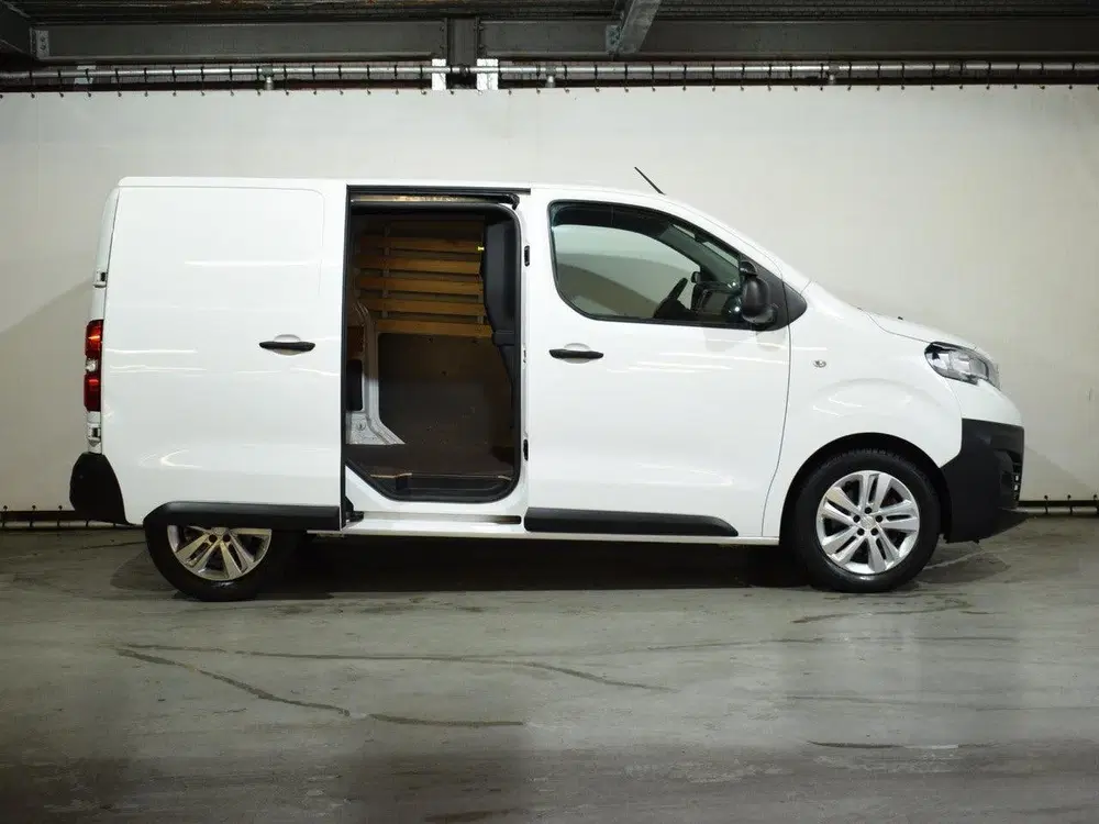 Peugeot Expert 2.0 BlueHDI 120 Compact Premium LAADRUIMTE uit 2021, foto 2
