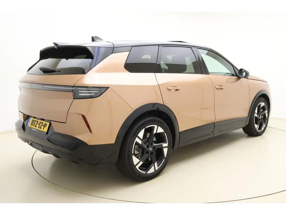 Opel Grandland Electric GS 73 kWh DEMO VOORDEEL € 10.500 uit 2025, foto 2