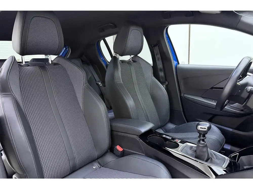 Peugeot 208 1.2 Turbo GT-Line 100 Pk uit 2021, foto 16