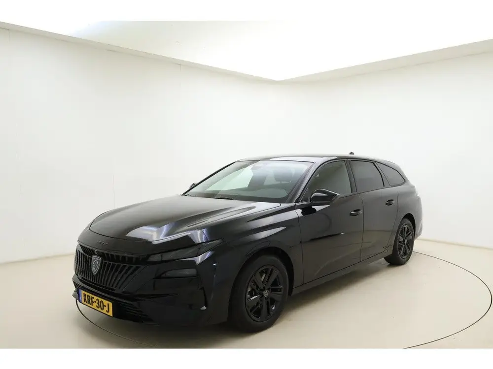 Peugeot 308 SW 1.2 Hybrid 145 e-DCS6 Business DEMO uit 2026
