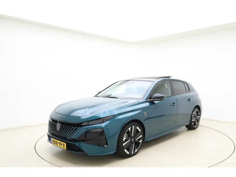 Peugeot 308 1.6 Plug-in Hybrid 195 GT Demo uit 2026