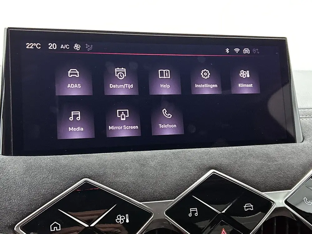 DS Automobiles DS 3 DS DS 3 100pk Performance Line uit 2024, foto 10