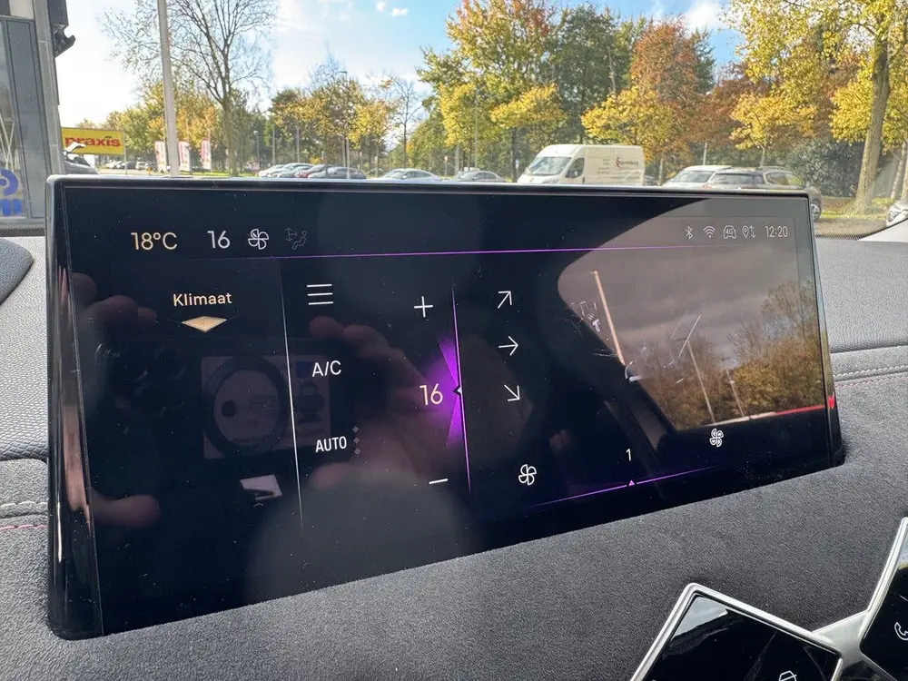 DS Automobiles DS 3 DS DS 3 Hybrid 136pk Performance Line Auto uit 2024, foto 14
