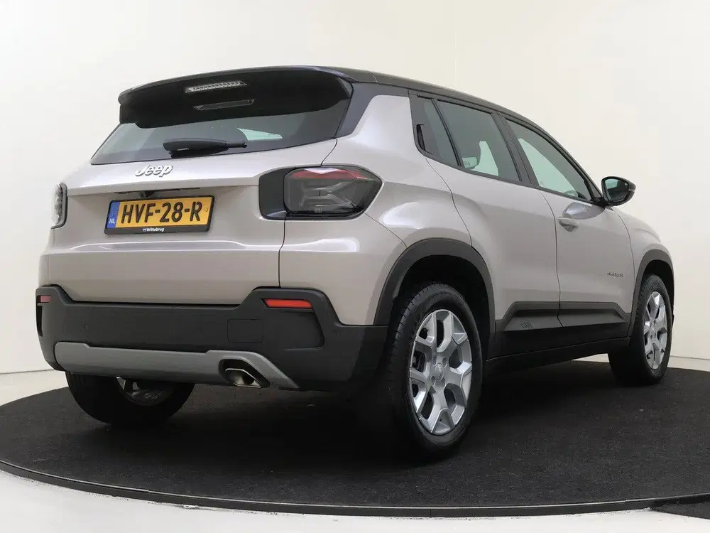 Jeep Avenger 1.2 e-Hybrid Altitude uit 2025, foto 11