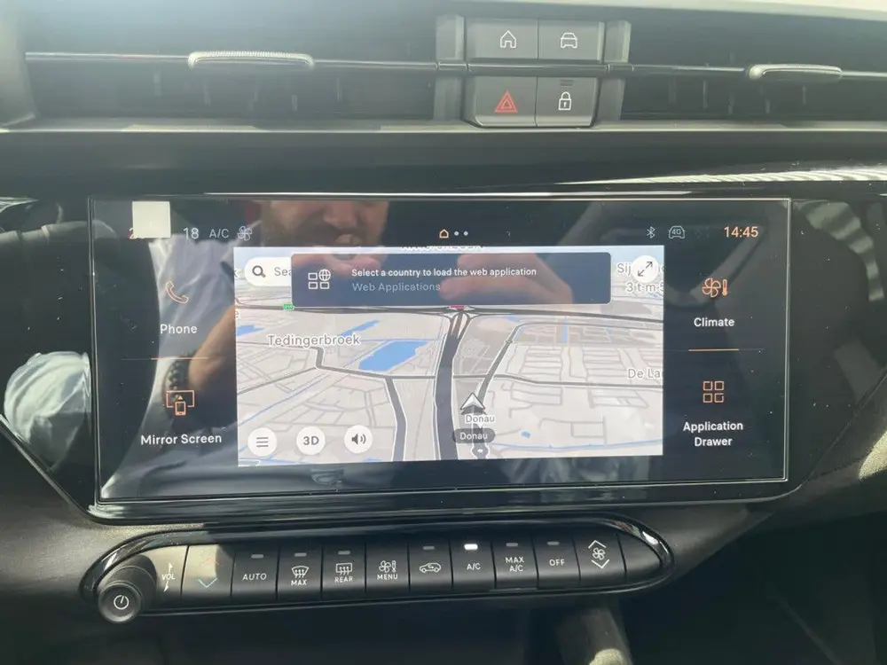 Alfa Romeo Junior 1.2 Turbo Hybrid 4WD Ibrida Q4 uit 2025, foto 19