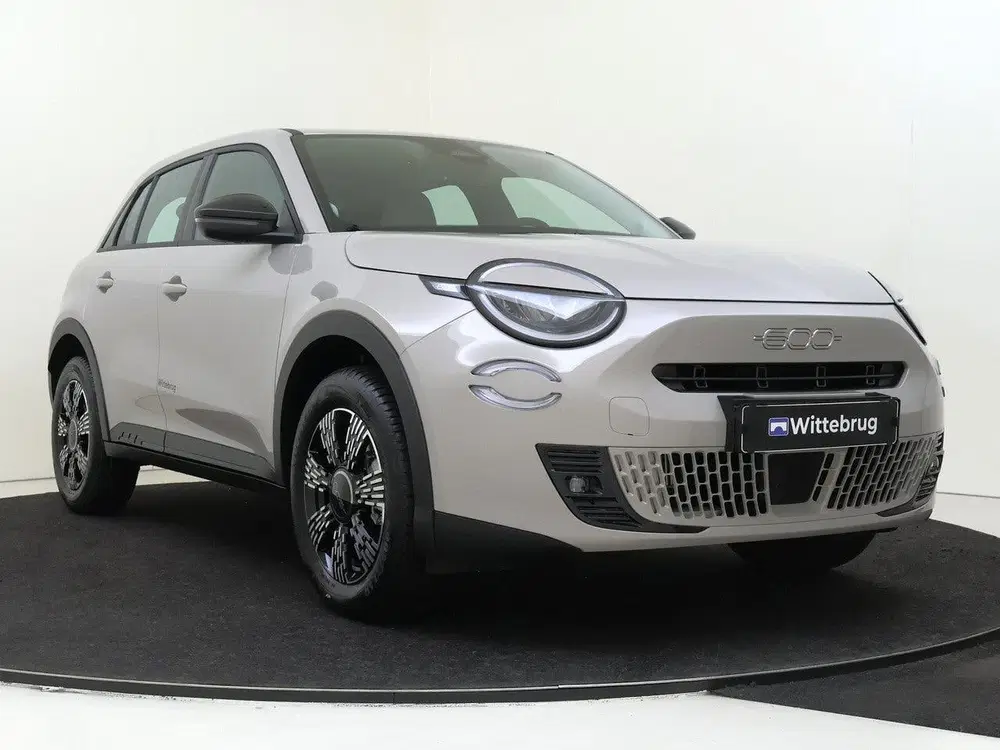 Fiat 600 1.2 Hybrid Urban uit 2026, foto 3