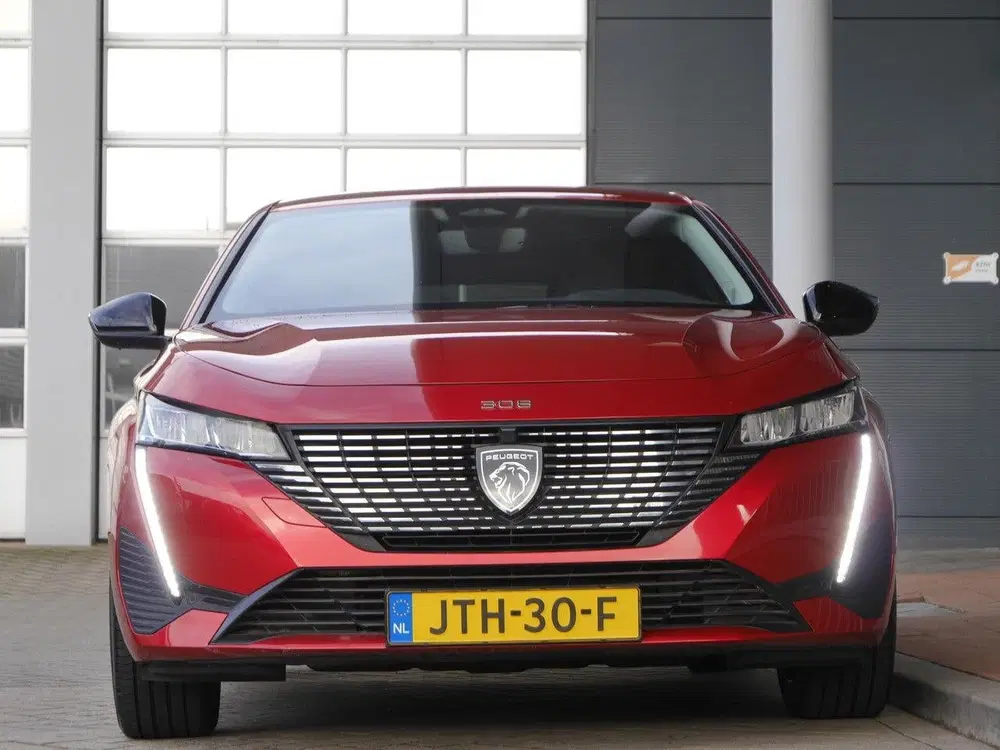 Peugeot 308 1.2 PureTech Allure uit 2023, foto 3