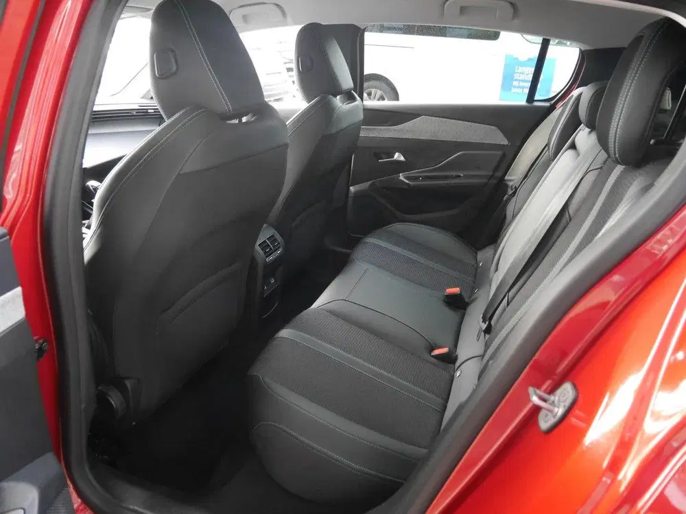 Peugeot 308 1.2 PureTech Allure uit 2023, foto 9