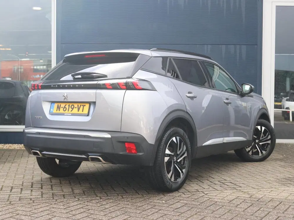 Peugeot 2008 130pk Allure uit 2022, foto 3
