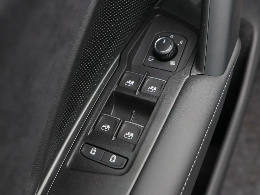 Volkswagen Tayron R-Line Edition 1.5 eHybrid 204 PK | Trekha uit 2026, foto 20