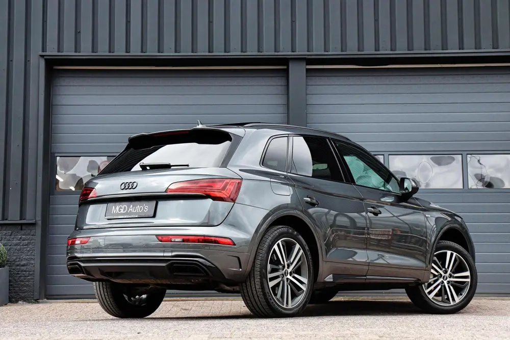 Audi Q5 55 TFSIe Quattro Competition 3x S-Line uit 2021, foto 4