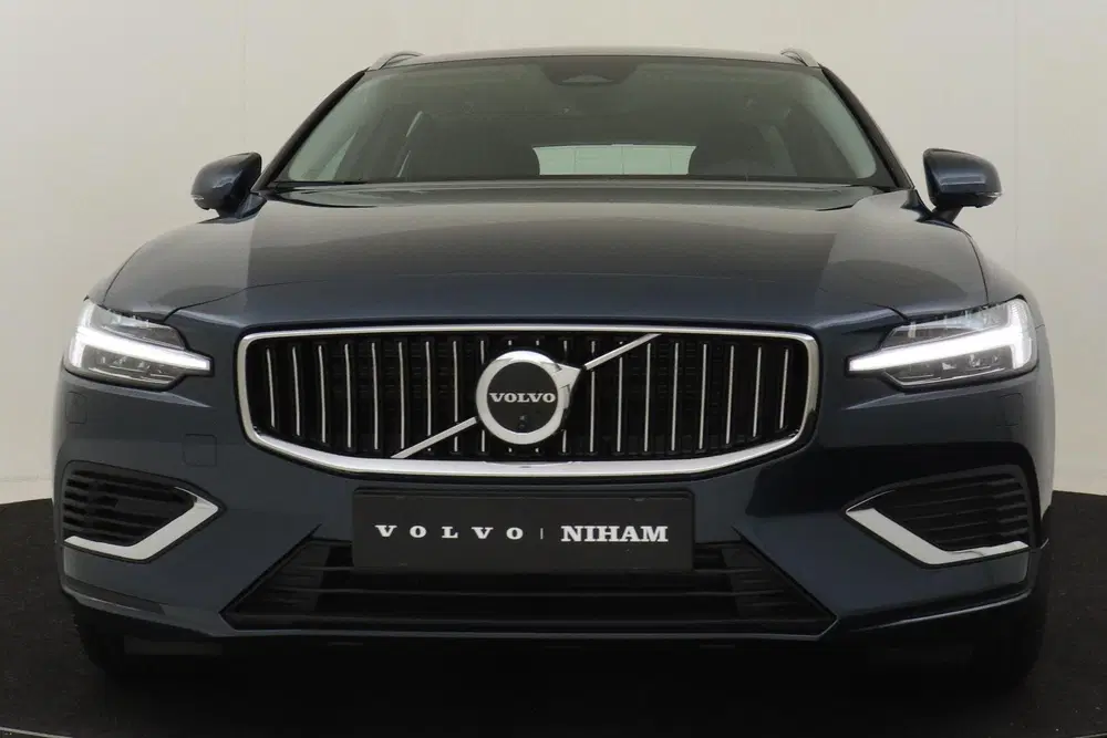 Volvo V60 T8 PLUG-IN HYBRID AWD PLUS PERFORMANCE ED. uit 2026, foto 9