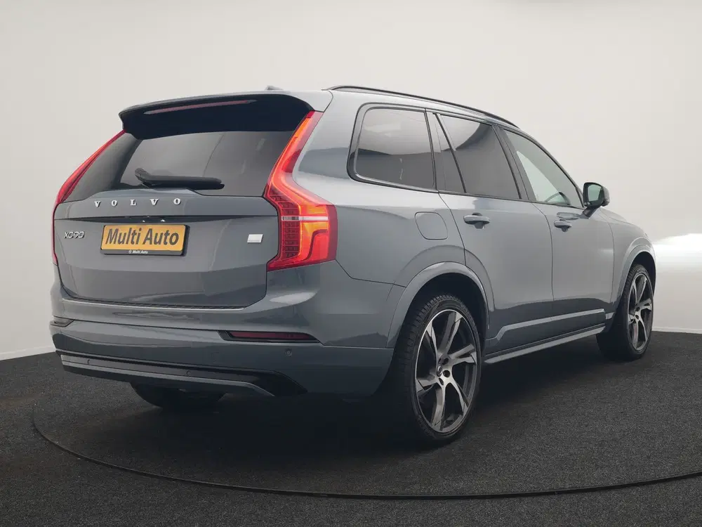 Volvo XC90 T8 Recharge AWD R-Design 7 Persoons Long R uit 2022, foto 3