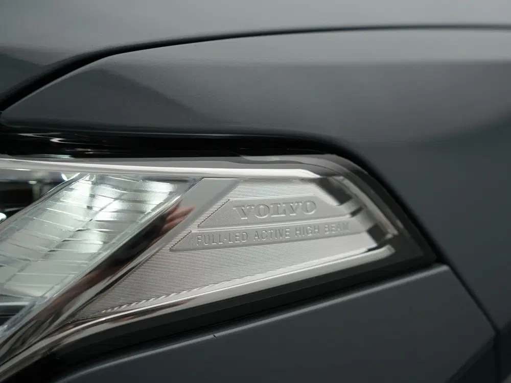 Volvo XC90 T8 Recharge AWD R-Design 7 Persoons Long R uit 2022, foto 6