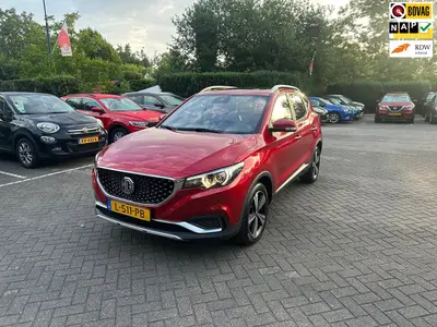 MG ZS EV Luxury 45 kWh , leer , navigatie , camera , pano uit 2021
