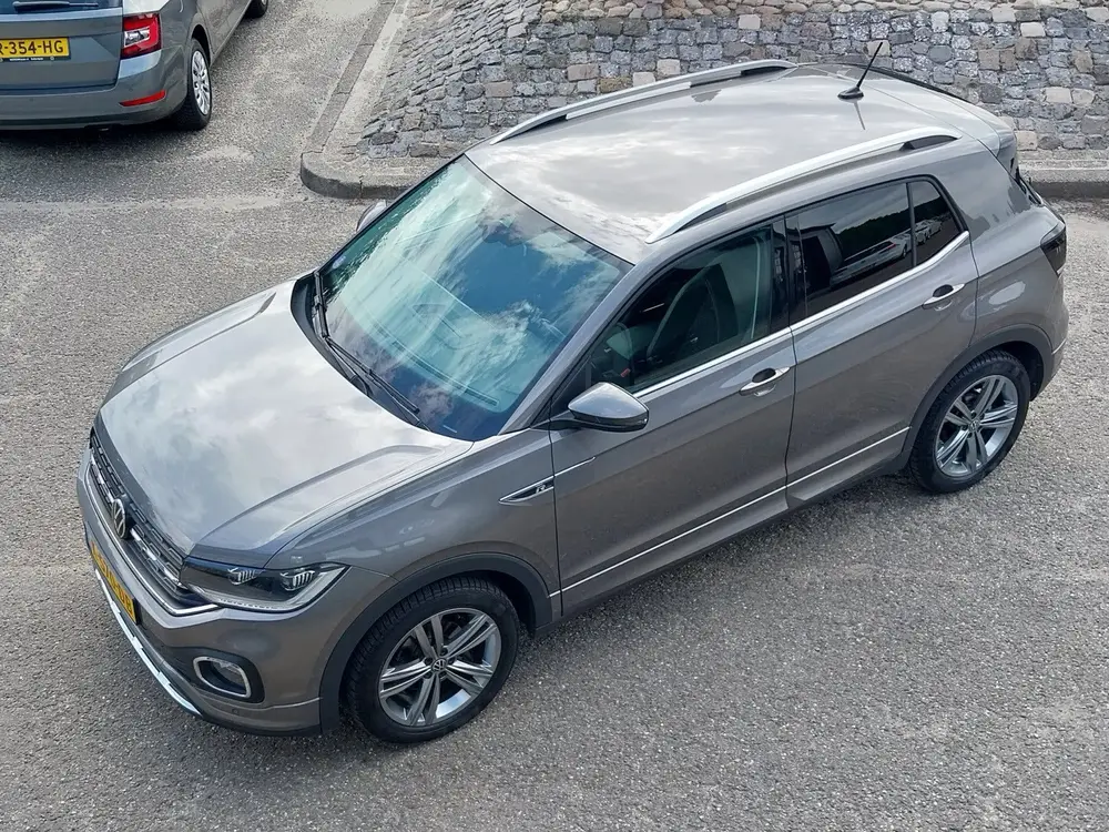 Volkswagen T-Cross 1.5 TSI 150 PK AUTOMAAT Business R LINE 1 uit 2020, foto 2