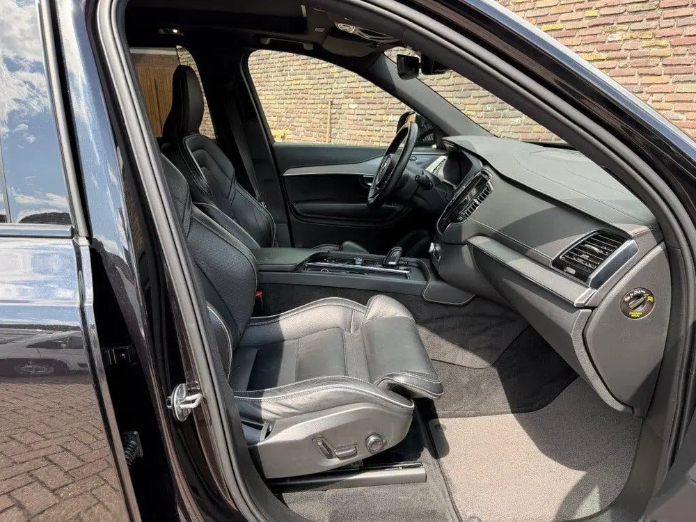 Volvo XC90 2.0 T8 AWD R-DESIGN Long Range Panodak Tre uit 2021, foto 16