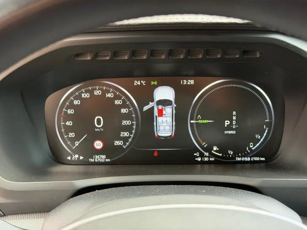 Volvo XC90 2.0 T8 AWD R-DESIGN Long Range Panodak Tre uit 2021, foto 3