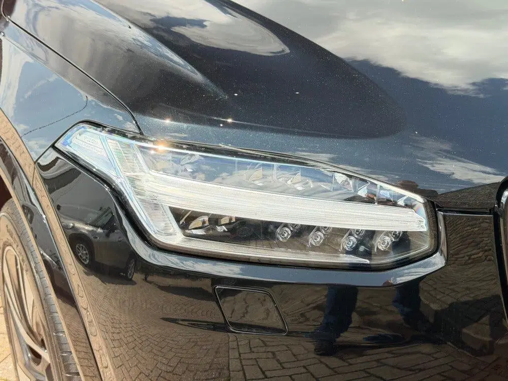 Volvo XC90 2.0 T8 AWD R-DESIGN Long Range Panodak Tre uit 2021, foto 4