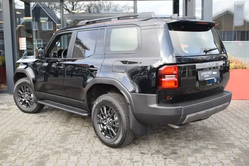 Toyota Land Cruiser 2.8 D-4D 5DRS TX-L A uit 2024, foto 4