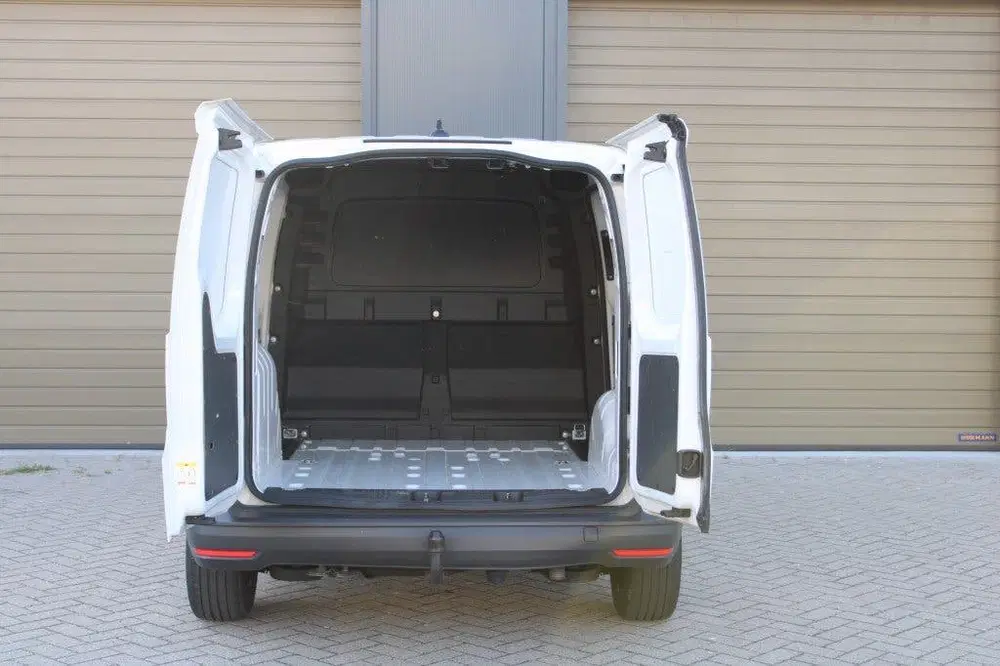 Volkswagen Caddy CARGO 2.0 TDI L1 uit 2021, foto 9
