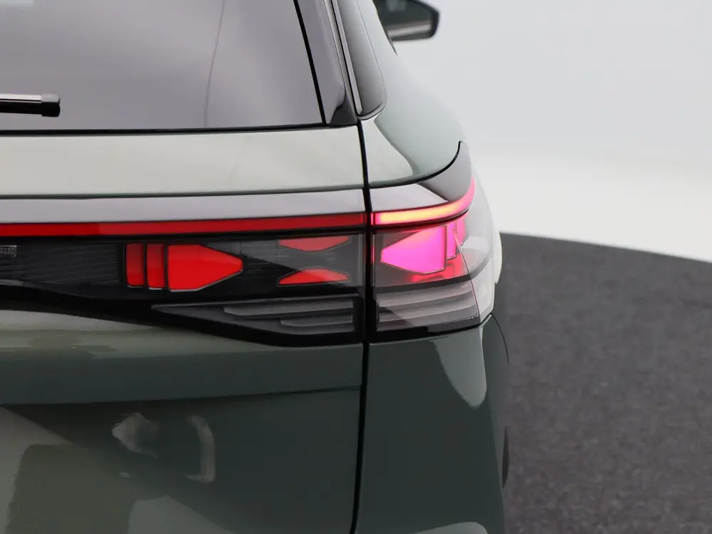 Volkswagen Tayron R-Line Edition 1.5 eHybrid 204 PK | Trekha uit 2026, foto 13