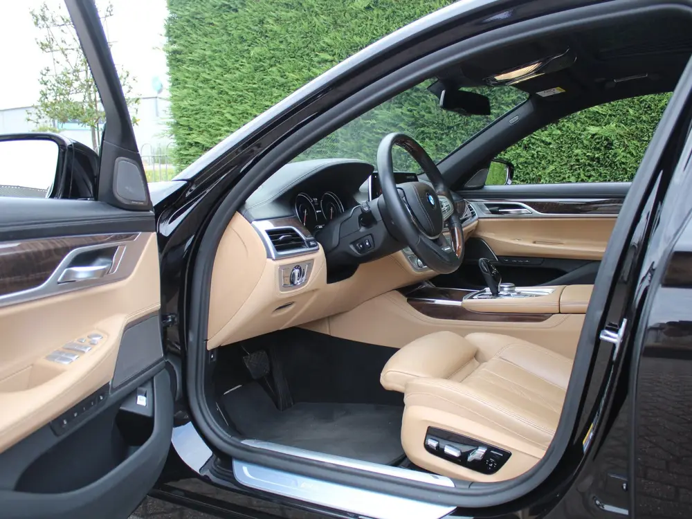 BMW 7-serie 7 Serie 740Le iPerformance High Executive uit 2019, foto 4