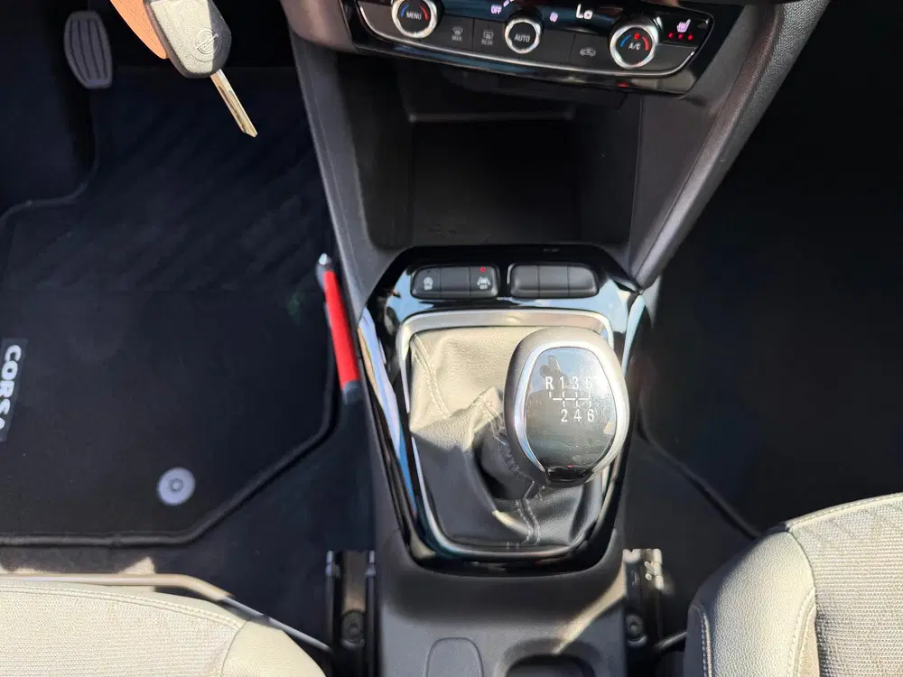 Opel Corsa 1.2 GS Line uit 2020, foto 20