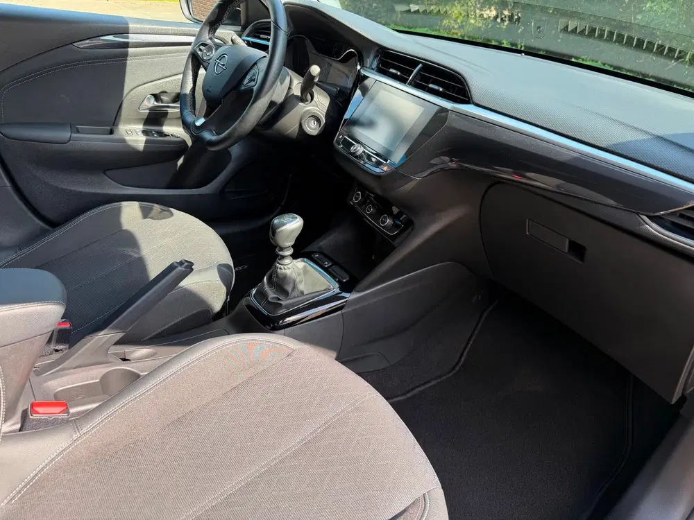 Opel Corsa 1.2 GS Line uit 2020, foto 4