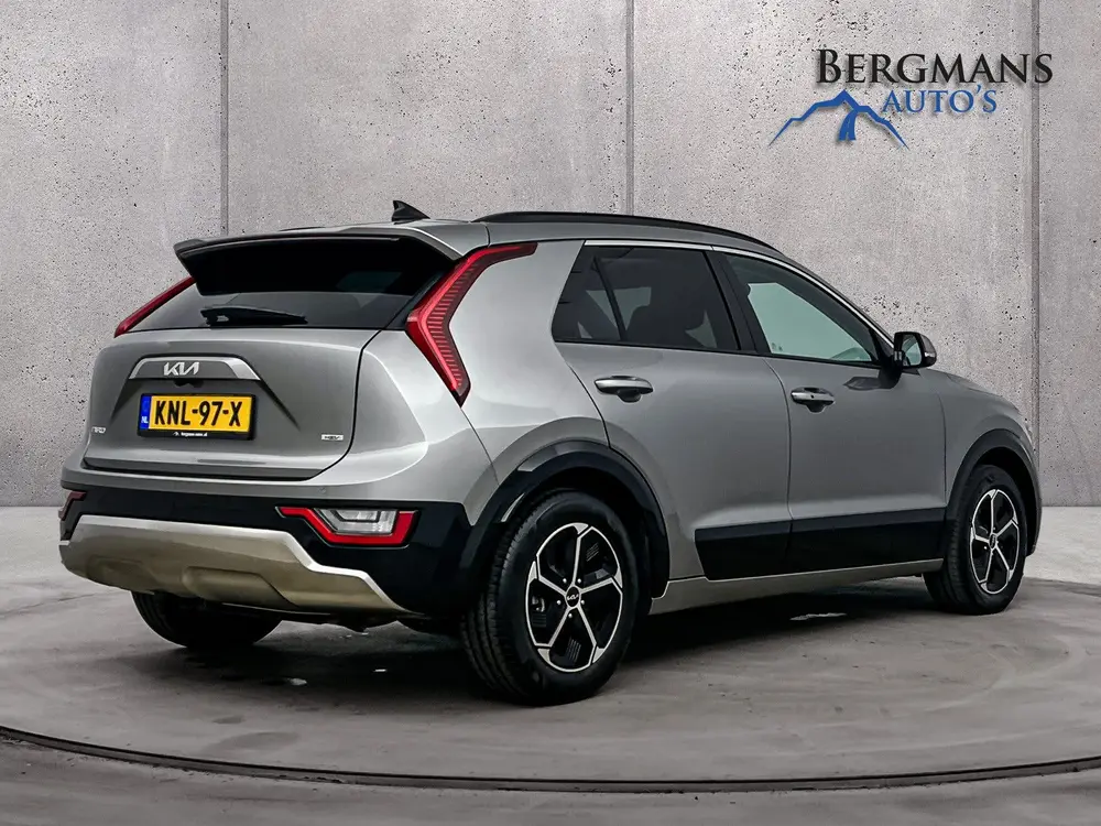 Kia Niro 1.6 GDi Hybrid DynamicPlusLine uit 2022, foto 2