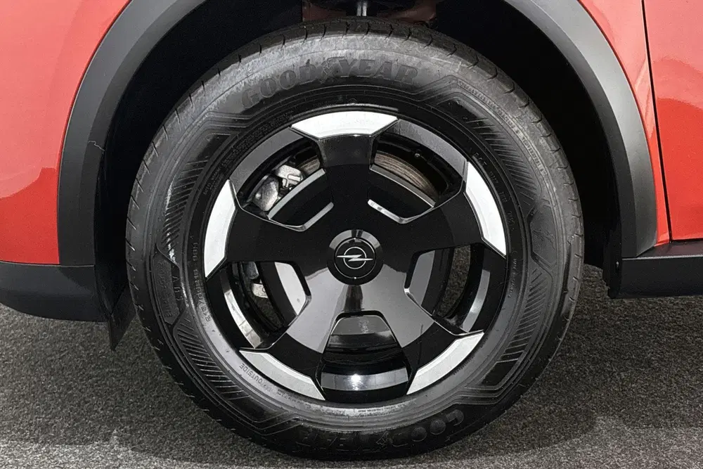 Opel Frontera Electric Edition 44 kWh Camera Apple CarPl uit 2026, foto 20