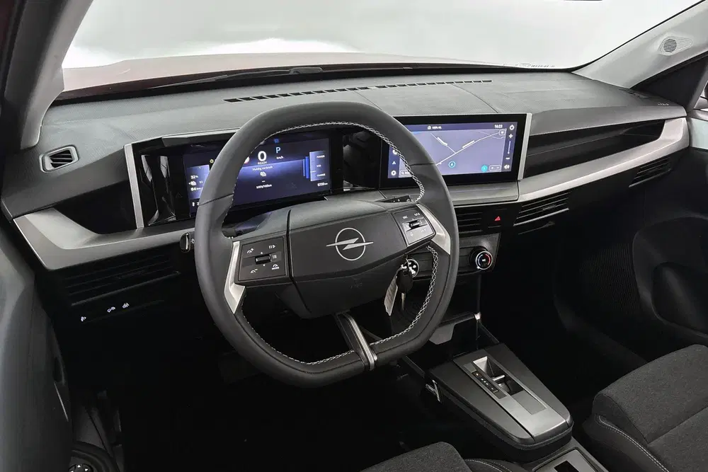 Opel Frontera Electric Edition 44 kWh Camera Apple CarPl uit 2026, foto 5