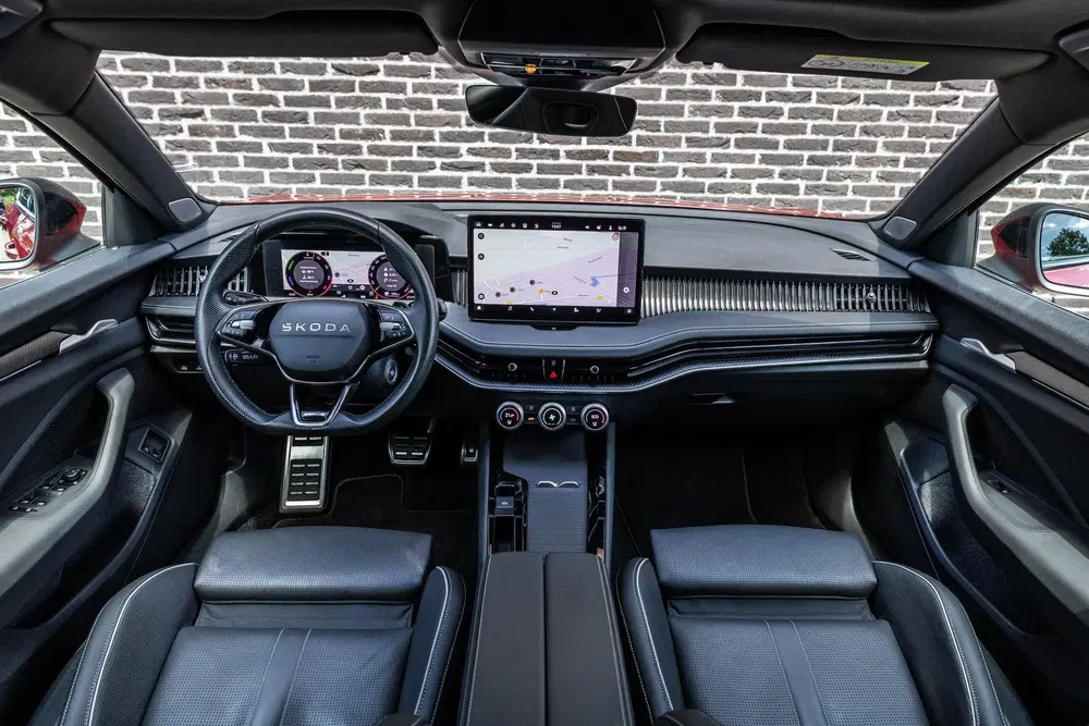 Skoda Superb 1.5 TSI 204pk PHEV Sportline Business uit 2025, foto 5