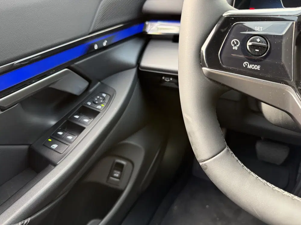 BMW i5 eDrive40 84 kWh uit 2024, foto 13
