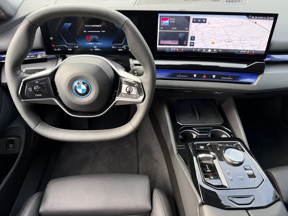 BMW i5 eDrive40 84 kWh uit 2024, foto 14