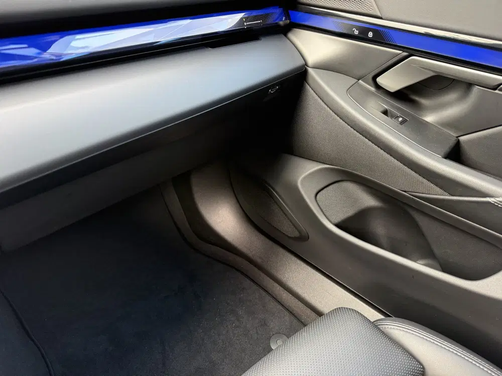 BMW i5 eDrive40 84 kWh uit 2024, foto 18