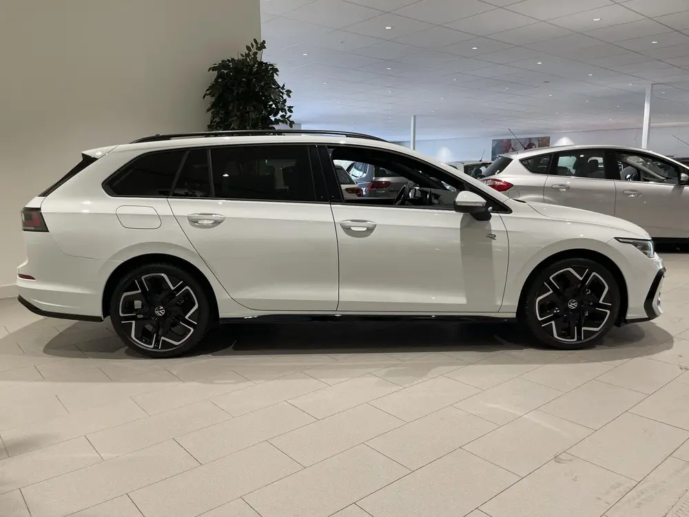 Volkswagen Golf Variant 1.5 eTSI R-Line Edition 116 PK | Aut uit 2025, foto 12