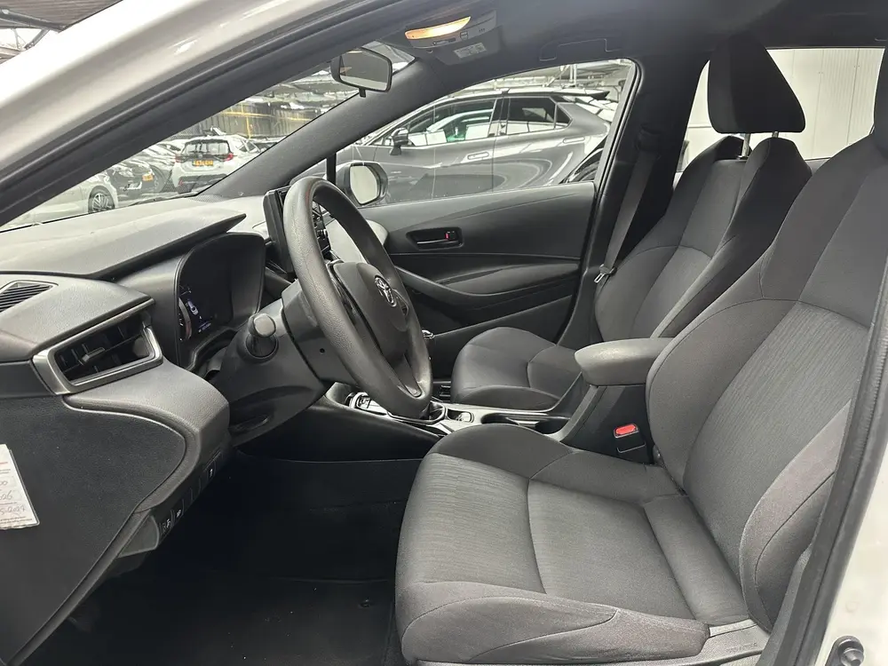 Toyota Corolla 1.2 Turbo Comfort uit 2019, foto 2