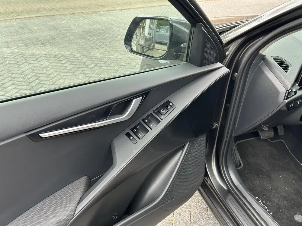 Kia Niro 1.6 GDi Hybrid DynamicLine uit 2026, foto 13